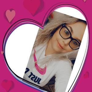 Meet your Posher, Karina